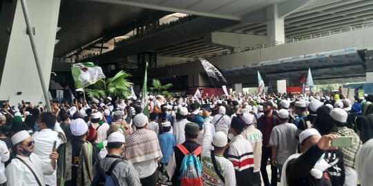 Mabes Polri Ambil Alih Kasus Pelanggaran Prokes Massa Rizieq di DKI, Jabar & Banten