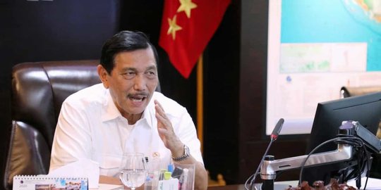 Luhut Soal Libur Akhir Tahun: Semua Harus Menahan Diri Demi Kepentingan Bangsa