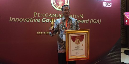 Wali Kota Pariaman Raih Penghargaan Innovative Government Award 2020