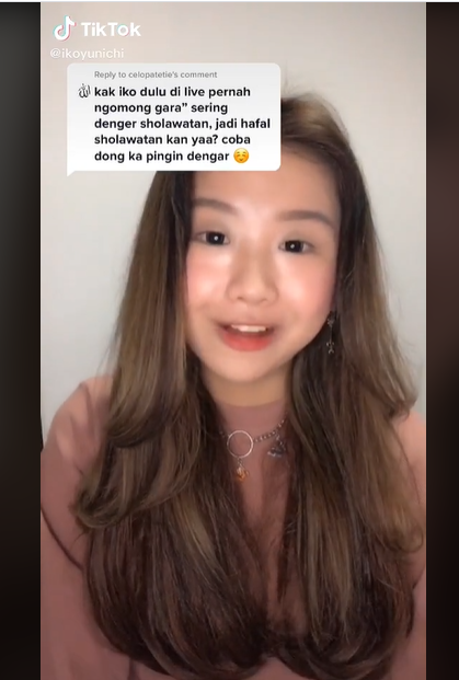 viral cewek non muslim suka banget dengar salawatan