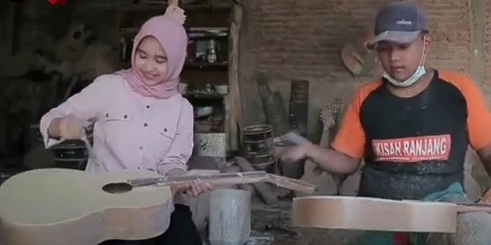 Mengunjungi Kampung Gitar di Sukoharjo, Surganya Pecinta Alat Musik Petik