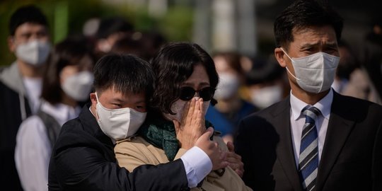 Seoul Larang Warga Berkumpul Lebih dari Empat Orang Setelah Angka Kematian Melonjak