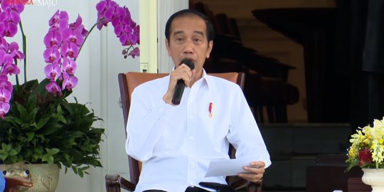 Presiden Jokowi Tunjuk Tri Rismaharini Sebagai Mensos