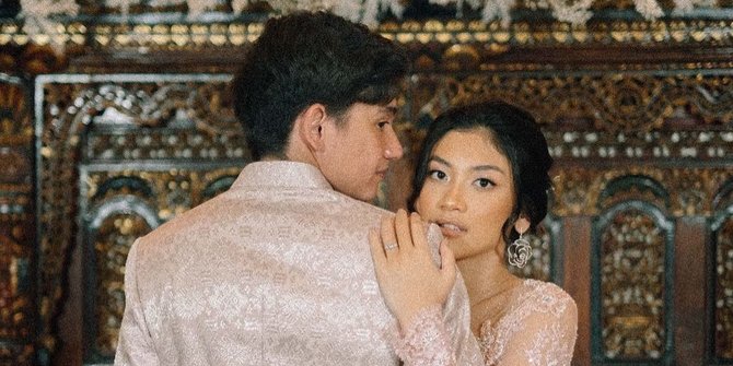 Resmi Jadi Suami Istri Intip Tempat Honeymoon Adipati Dolken Dan Canti