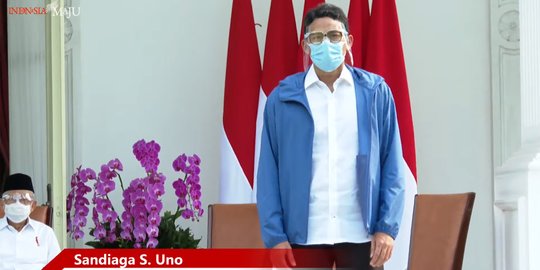 Jokowi Minta Sandiaga Tangani Lima Destinasi Super Prioritas