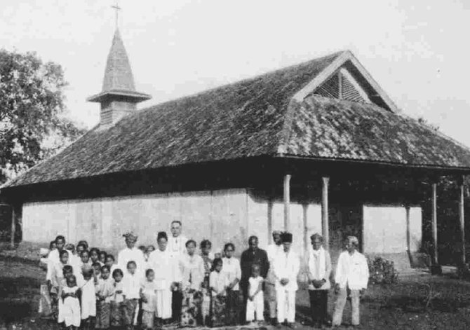 gereja betawi kampung sawah