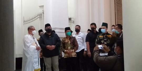 Natal, Menag Ajak Masyarakat Bergandengan Tangan Menyebarkan Kasih Sayang