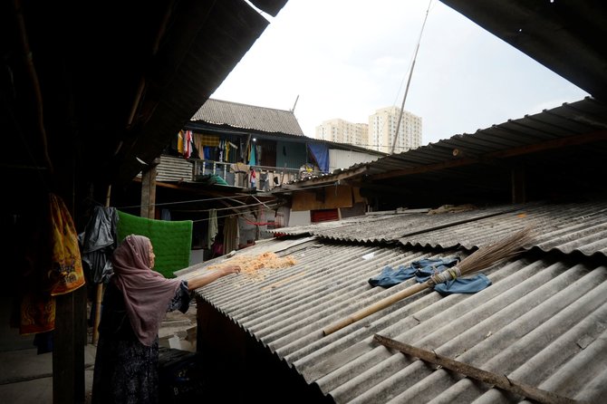 foto esai kemiskinan jakarta