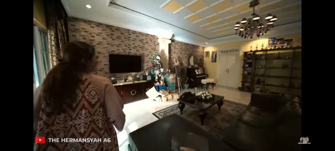 rumah sarah menzel