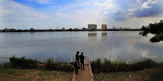 Mengabaikan Protokol Kesehatan di Taman Waduk Pluit