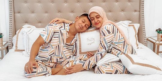 6 Potret Rumah Mewah Fairuz A Rafiq yang Baru Direnovasi, Elegan dan Super Nyaman