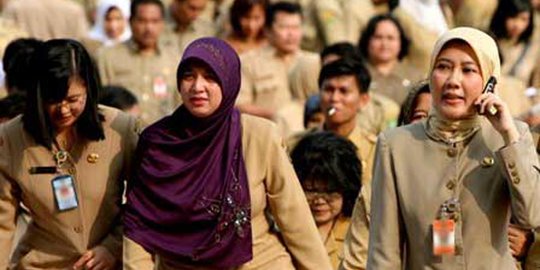 Pemerintah Jokowi Belum Pastikan Pencairan THR dan Gaji ke-13 PNS di 2021