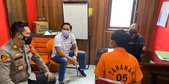 Kesal Diutangi Rokok, Pedagang di Cipondoh Tangerang Bacok Pembeli Sampai Koma