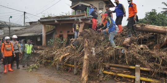 BNPB Catat 2.925 Bencana Alam Terjadi di Sepanjang 2020, 370 Meninggal Dunia