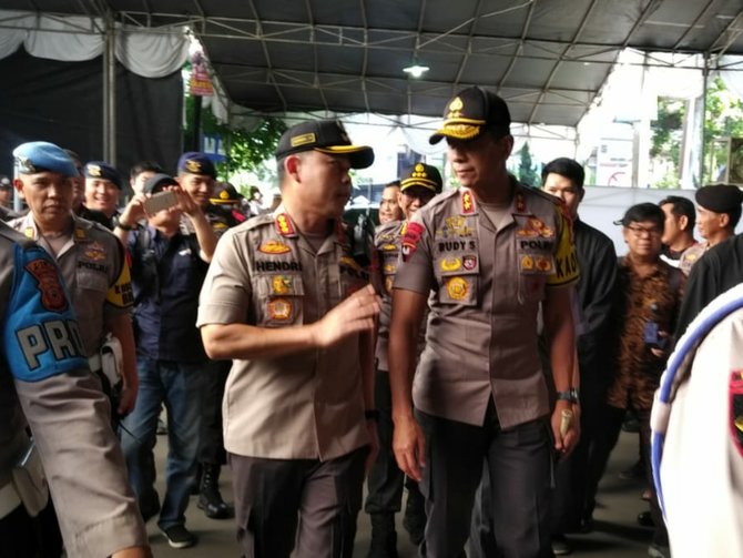 kapolda jawa barat irjen pol rudy sufahriadi