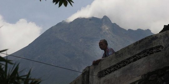 Pemkab Sleman Perpanjang Status Tanggap Darurat Erupsi Merapi Hingga 31 Januari 2021