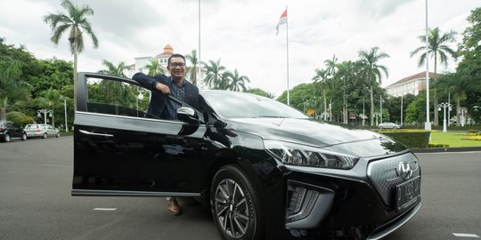 Gubernur Ridwan Kamil Pilih Mobil Listrik Hyundai Sebagai Kendaraan Dinas