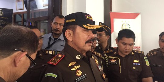 Jaksa Agung Lantik 18 Jaksa Tim Khusus Penuntasan Kasus HAM Berat