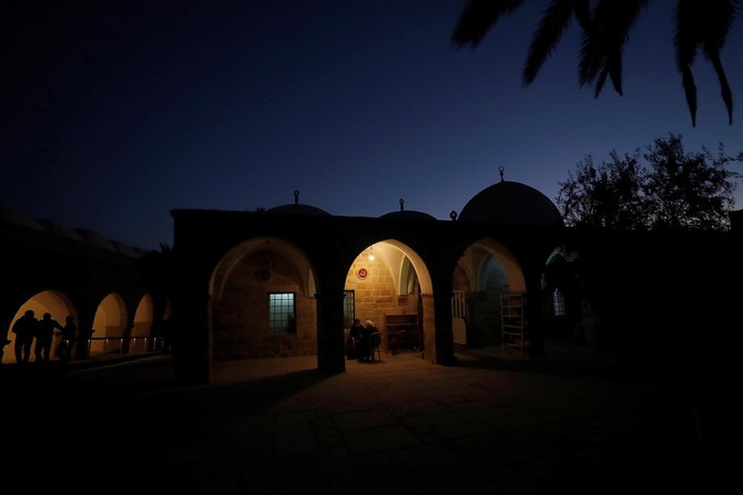 kompleks makam dan masjid nabi musa