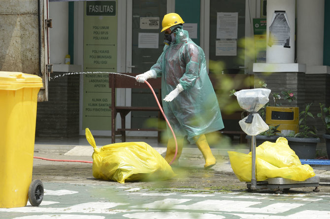 sterilisasi sampah medis di puskesmas pamulang