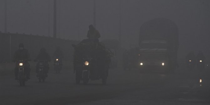 Kabut Tebal Selimuti Pakistan