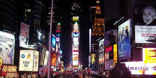 1 Januari 1908, Tradisi Ball Drop Times Square Dimulai untuk Peringati Tahun Baru