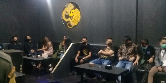 Langgar Perkab, Bar dan Karaoke di Tangerang Disegel saat Malam Tahun Baru