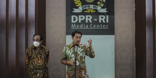 Pimpinan DPR Sarankan Pihak yang Tolak Pembubaran FPI Tempuh Jalur Hukum