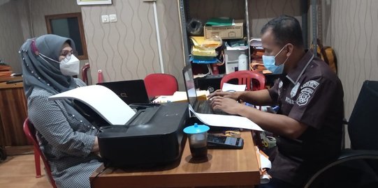 Difitnah Terima Uang dari Bandar Miras, Kasatpol PP Depok Lapor Polisi