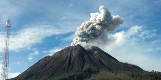 Gunung Sinabung Kembali Erupsi, Lemparkan Abu Vulkanis 1.000 Meter