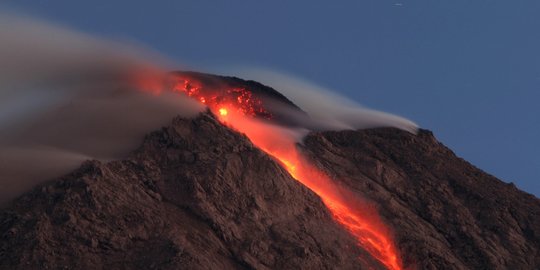 Guguran Lava Pijar Meluncur 3 km, Begini Kondisi Terkini Gunung Merapi