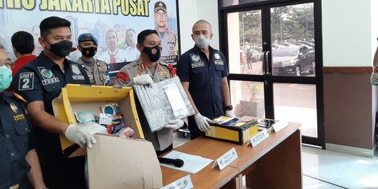 Kokain dari Jerman Diselundupkan Dalam Kardus Berisi Buku dan Mainan