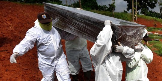 Kematian Covid-19 Meningkat, Satgas Minta Pemda Persingkat Alur Rujukan Pasien