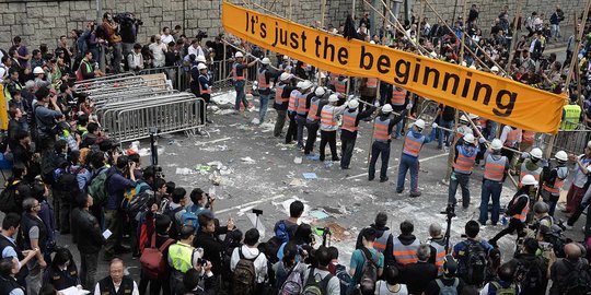 Polisi Hong Kong Tangkap 50 Aktivis karena Dianggap Langgar UU Keamanan Nasional