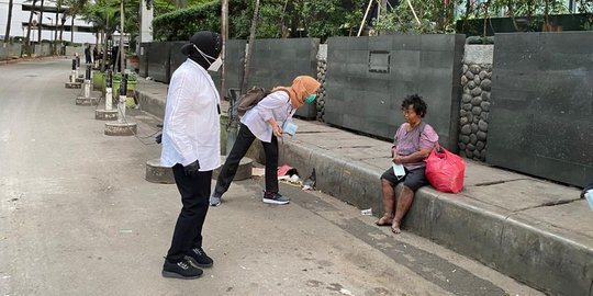 Blusukan Risma di Jakarta yang Bikin Gerah