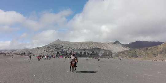 Kaldera Tengger Bromo Bebas Kendaraan Bermotor Wulan Kapitu Dilaksanakan Tiga Hari