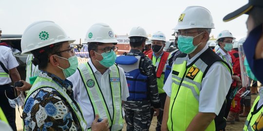 Menhub Budi Target Waktu Bongkar Muat di Pelabuhan Patimban Kurang dari 2 Hari