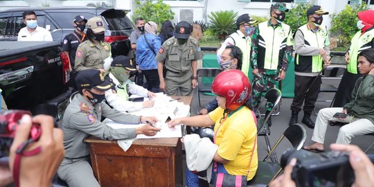 Pemerintah Aktifkan Kembali Posko Covid-19 di Seluruh Provinsi demi Tegakkan Prokes