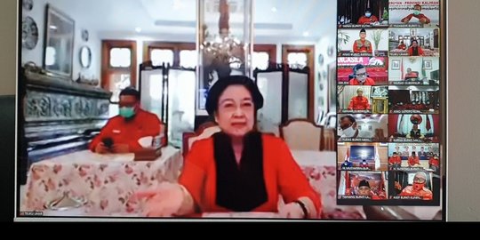 Megawati Pusing Lihat Warga Sulit Disiplin Pakai Masker & Cuci Tangan