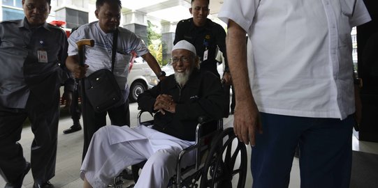 BNPT Bakal Berikan Program Deradikalisasi ke Abu Bakar Ba'asyir Usai Bebas