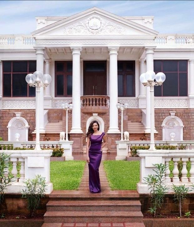 mannat rumah shah rukh khan di mumbai