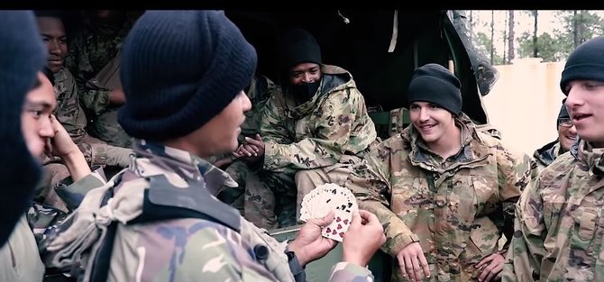 keakraban prajurit tni dan as