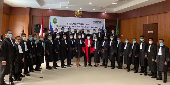 Peradi Lantik 30 Advokat di Wilayah Hukum Pengadilan Tinggi Ambon