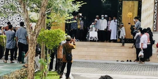 Tiba di Ponpes Ngruki, Abu Bakar Ba'asyir Prioritaskan Silaturahmi dengan Keluarga