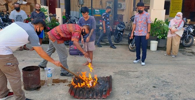 pemusnahan barang bukti ganja di mapolres jayapura