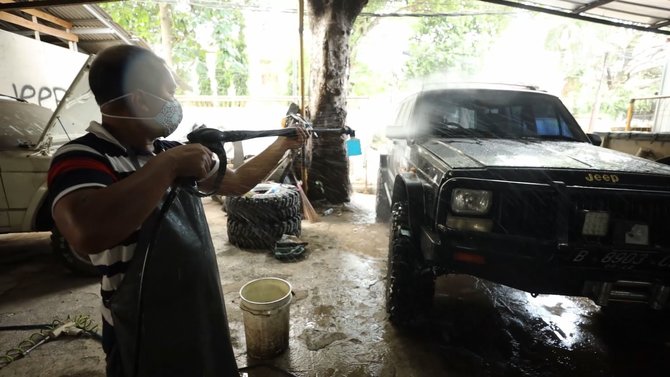 mantan manajer hotel jual produk sanitasi