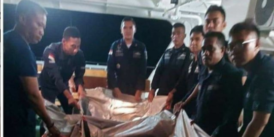 patroli laut bea cukai bantu pencarian korban jatuhnya sriwijaya air sj 182