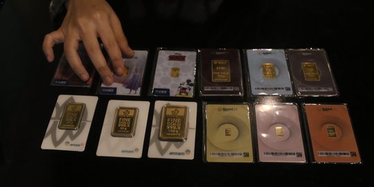 Awal Pekan, Harga Emas Turun Rp2.000 Menjadi Rp952.000 per Gram