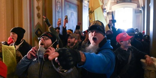 Survei: 67 Persen Warga AS Sebut Trump Bersalah atas Kerusuhan Gedung Capitol