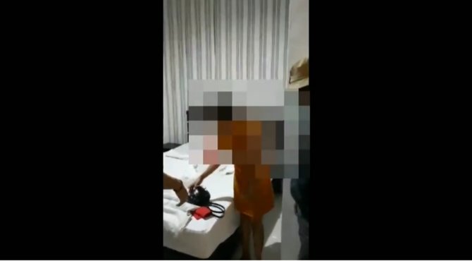 ditangkap di lobi hotel ibu ini tega jual anaknya ke pria seharga rp350 ribu